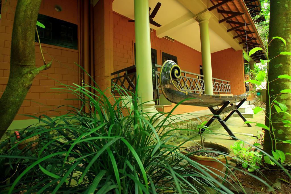 Malakkarethu House Leilighet Aranmula Eksteriør bilde